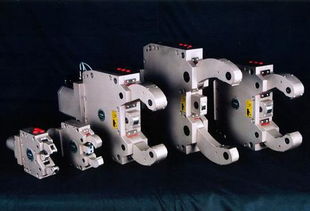 進口車床標(biāo)準(zhǔn)自定心中心架1 和圣達機械設(shè)備